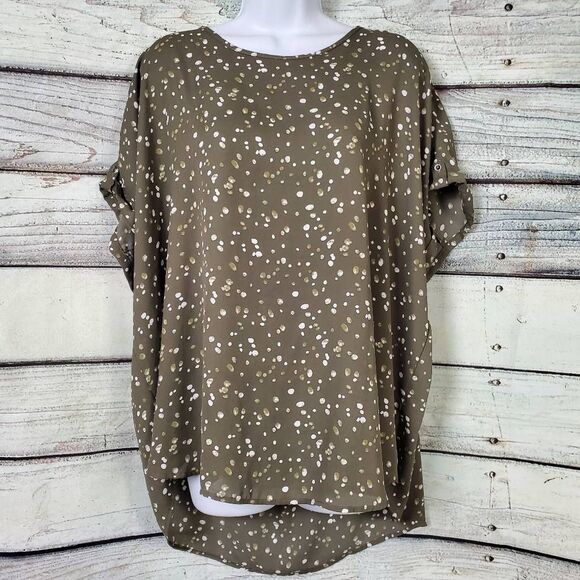 Maurices 2X Olive Green White Dot Blouse Short Sleeve High Low Hem - Picture 1 of 7